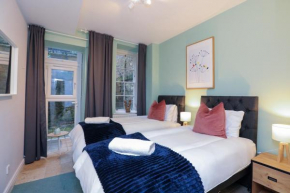 Wonderful Apartment in Bath with Garden - Sleeps 8